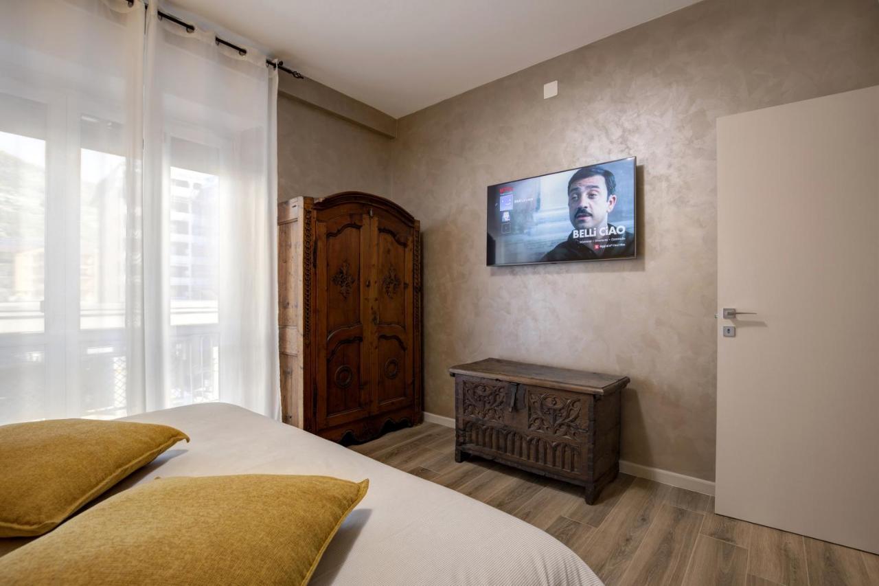 La Lupa Apartment - In The Heart Of Aosta With Car Box Esterno foto