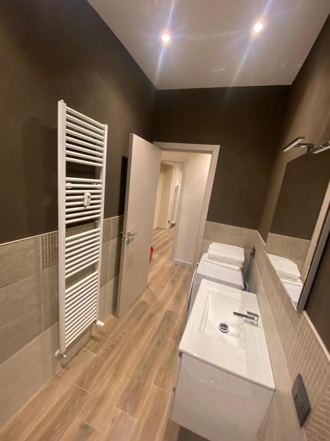 La Lupa Apartment - In The Heart Of Aosta With Car Box Esterno foto